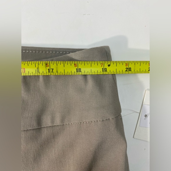 Gloria Vanderbilt Women’s Sz 18 Trouser Pull on Tummy Slimmer Mid Rise Pants - Picture 13 of 16